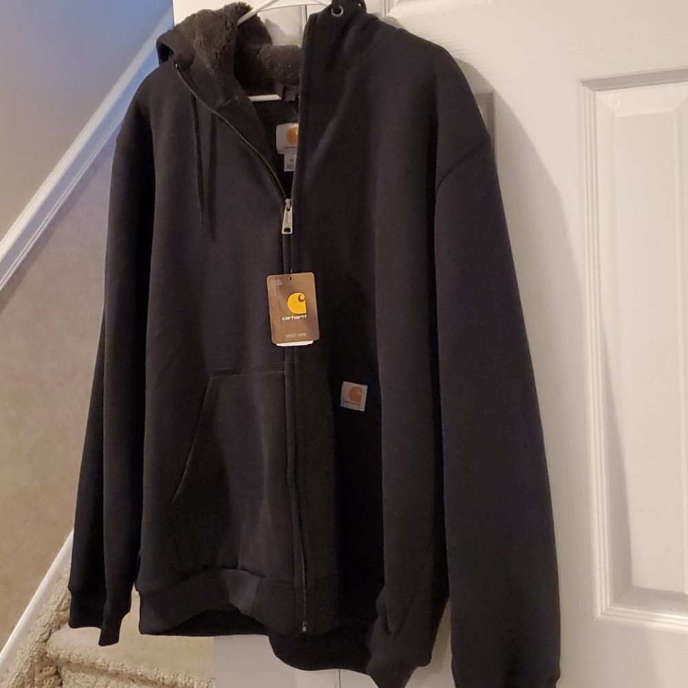 Mens Carhartt Black fleece jacket.